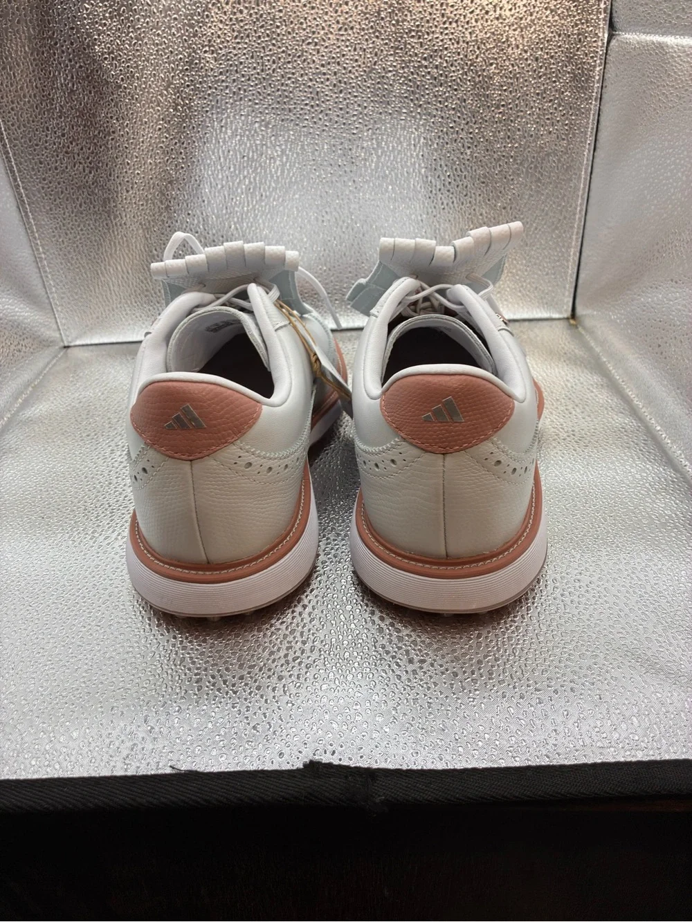 adidas no box